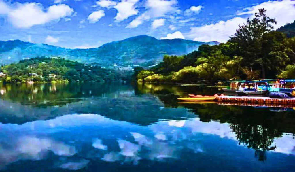 Call Girls in Naukuchiatal